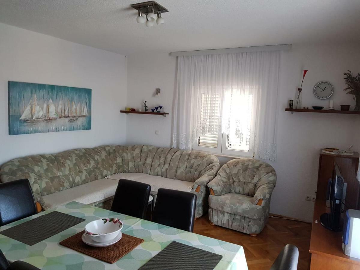Apartments Krizanac Trogir Exterior photo
